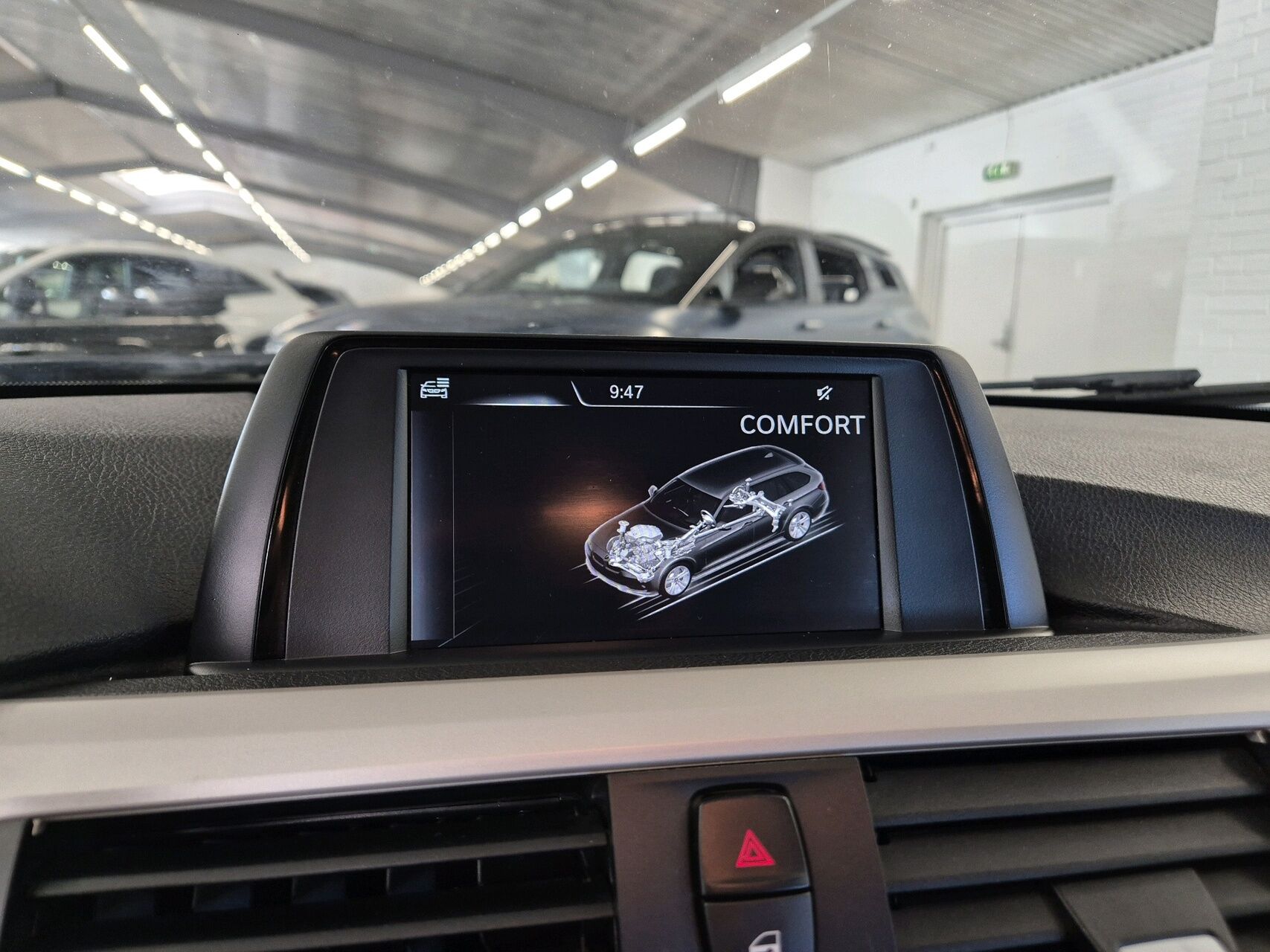 Billede af BMW 320d Touring 2,0 D Advantage Steptronic 190HK Stc 8g Aut.