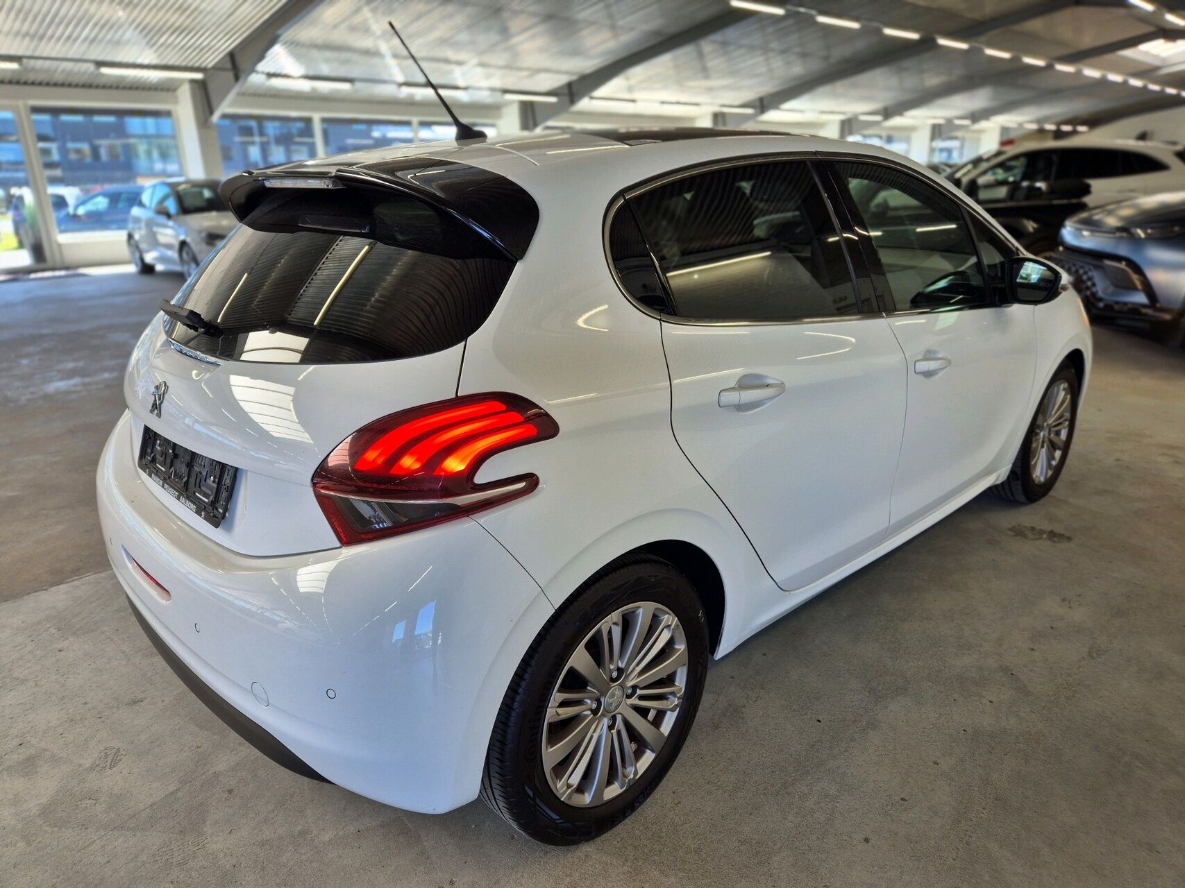 Billede af Peugeot 208 1,5 BlueHDi Infinity 100HK 5d 6g