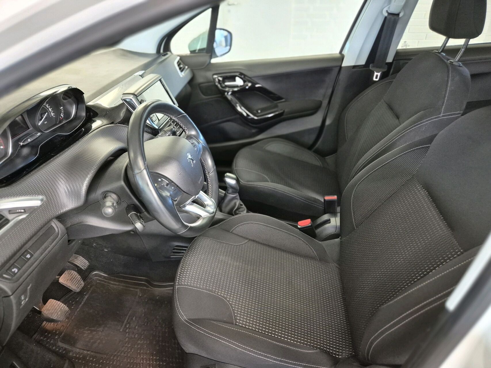 Billede af Peugeot 208 1,5 BlueHDi Infinity 100HK 5d 6g