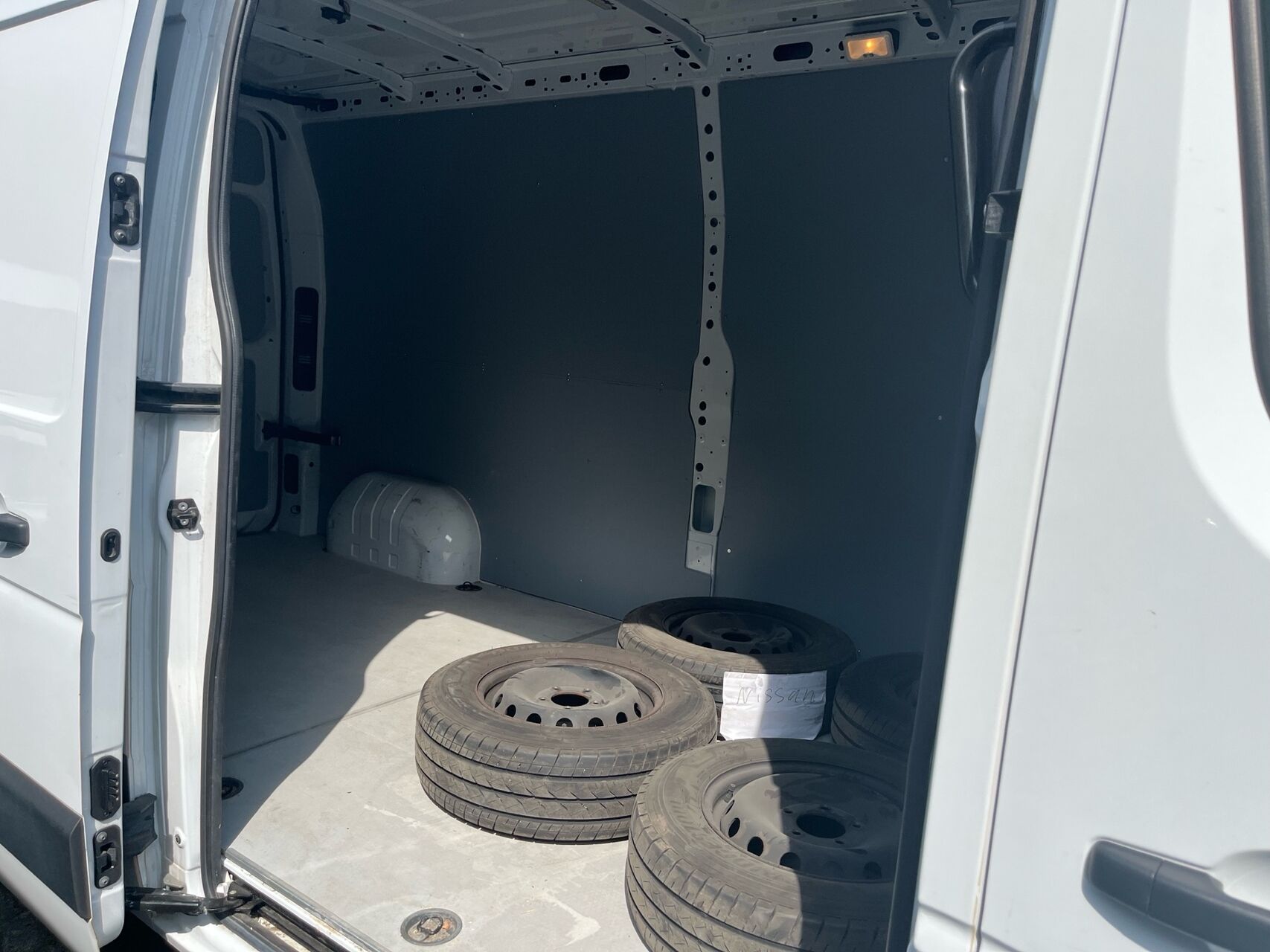 Billede af Nissan NV 400 L3H2 2,3 DCi Working Star Start/Stop 150HK Van 6g