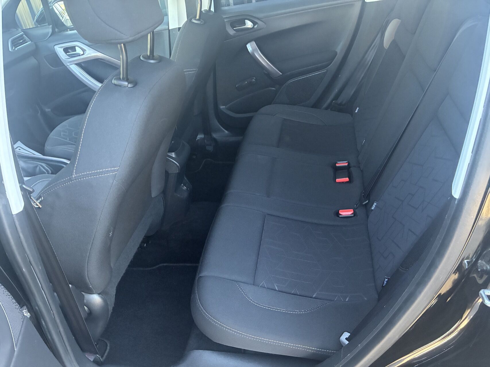 Billede af Peugeot 2008 1,2 e-THP Active 110HK