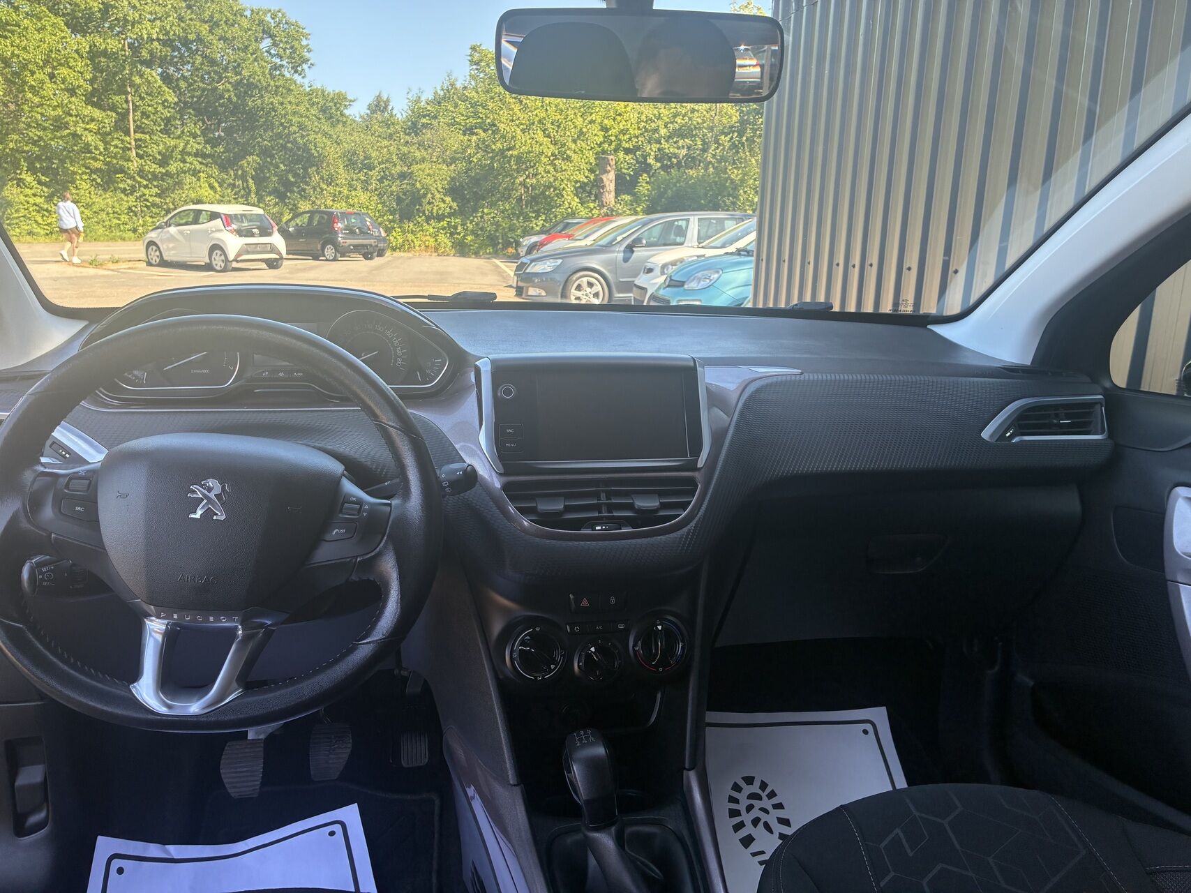 Billede af Peugeot 2008 1,2 e-THP Active 110HK