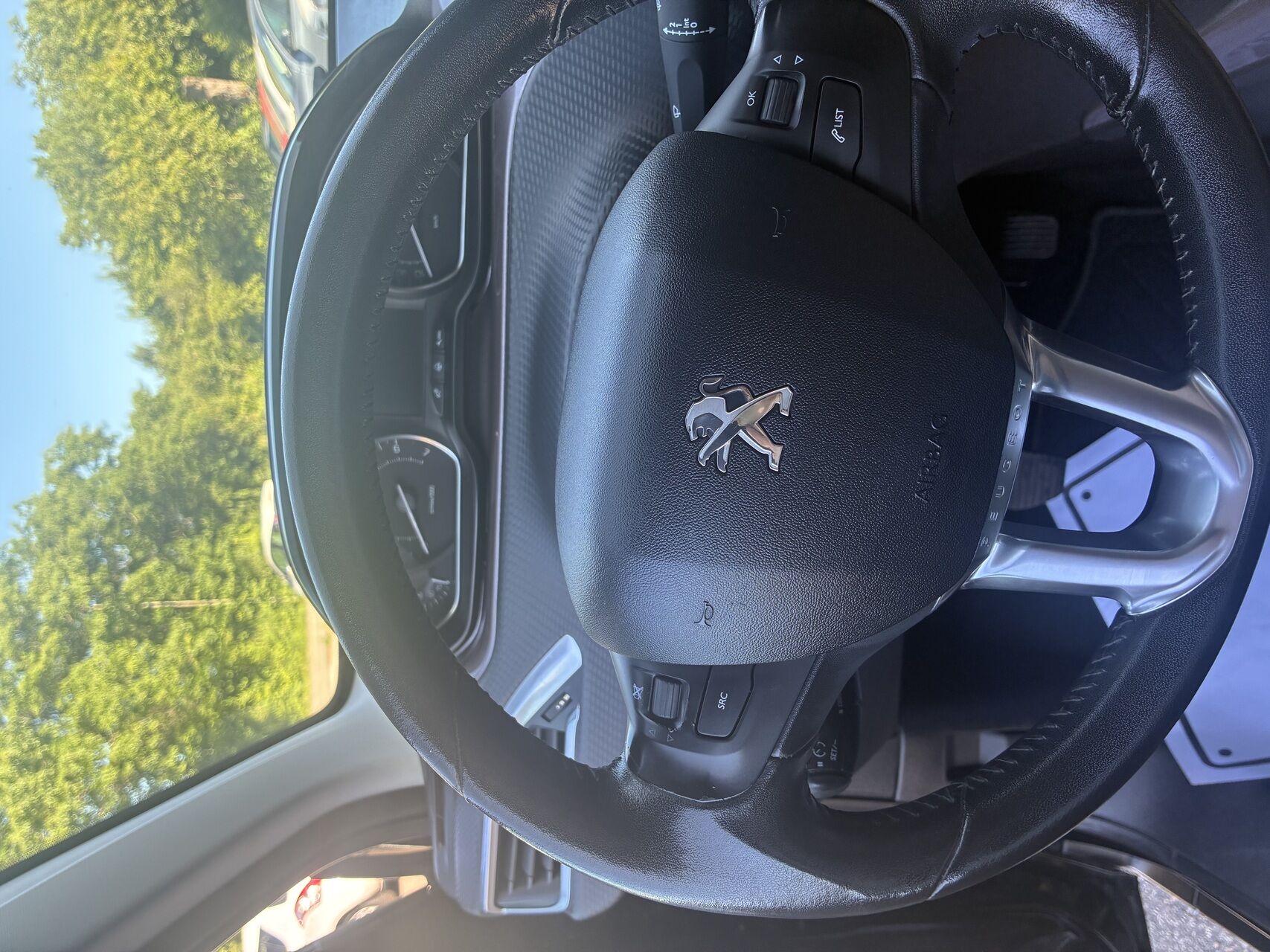 Billede af Peugeot 2008 1,2 e-THP Active 110HK