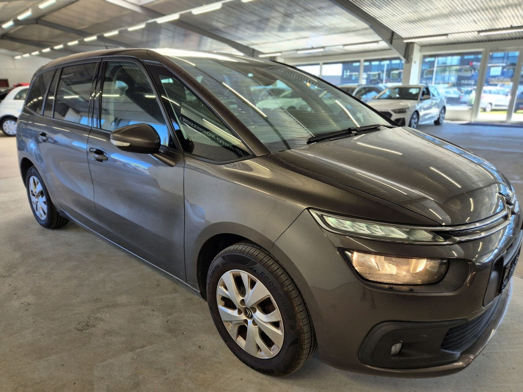 Billede af Citroën Grand C4 Picasso 1,2 PureTech Iconic Limited start/stop 130HK
