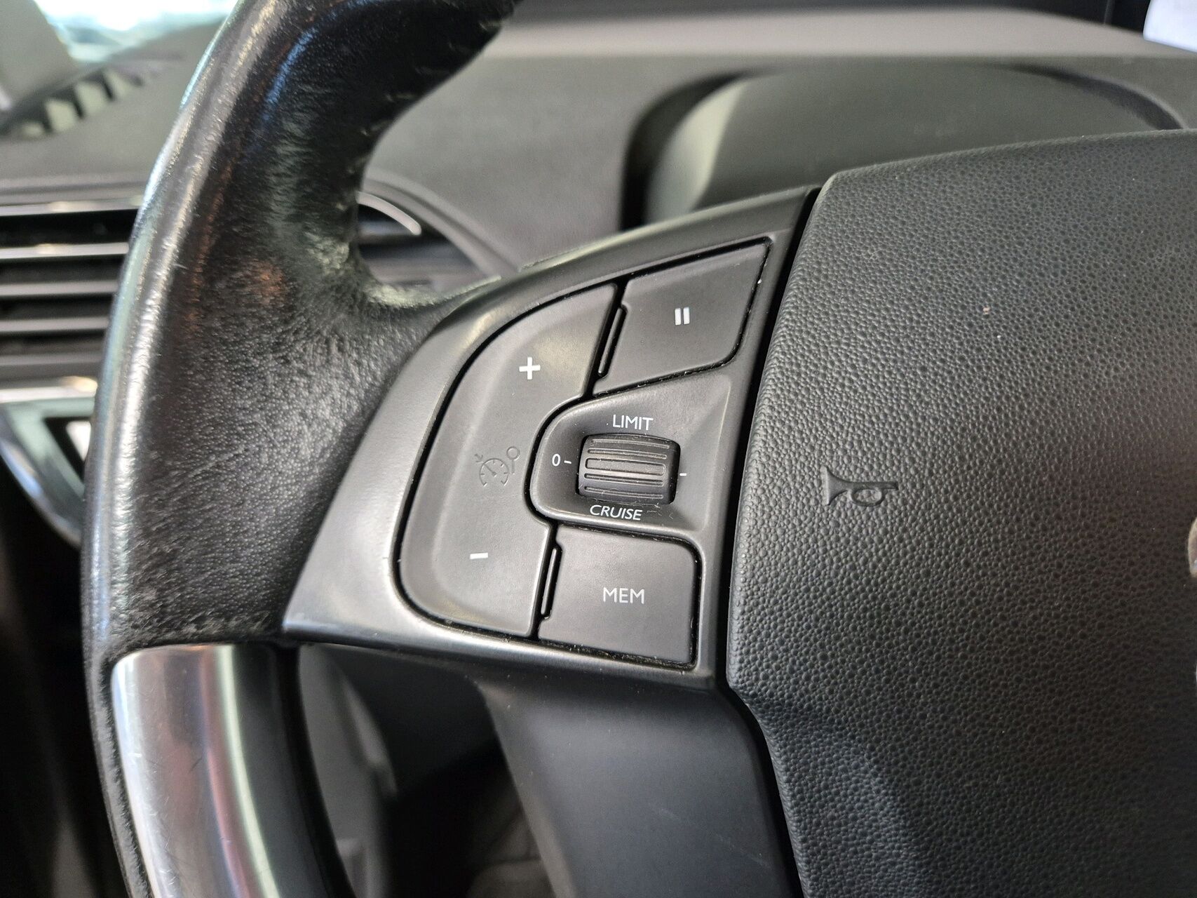 Billede af Citroën Grand C4 Picasso 1,2 PureTech Iconic Limited start/stop 130HK