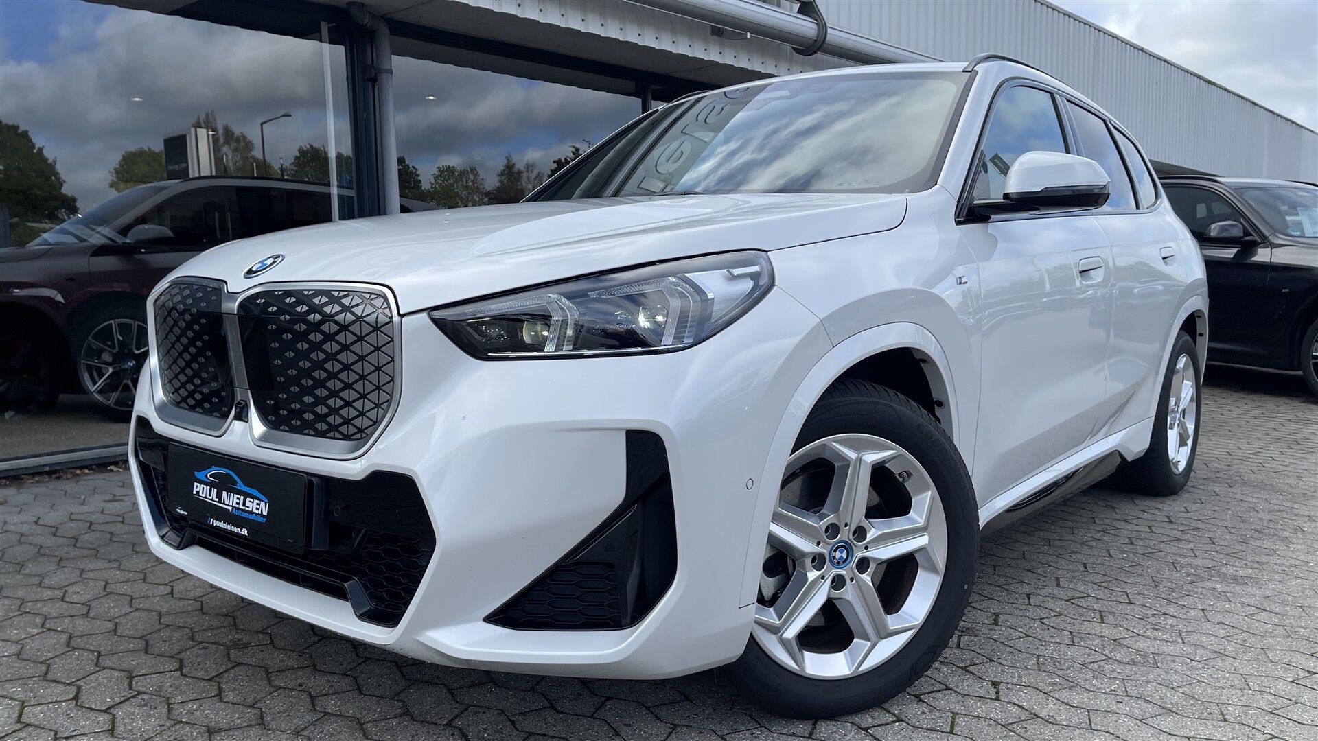 Billede af BMW iX1 xDrive30 Fully Charged M Sport 313HK 5d Aut. 