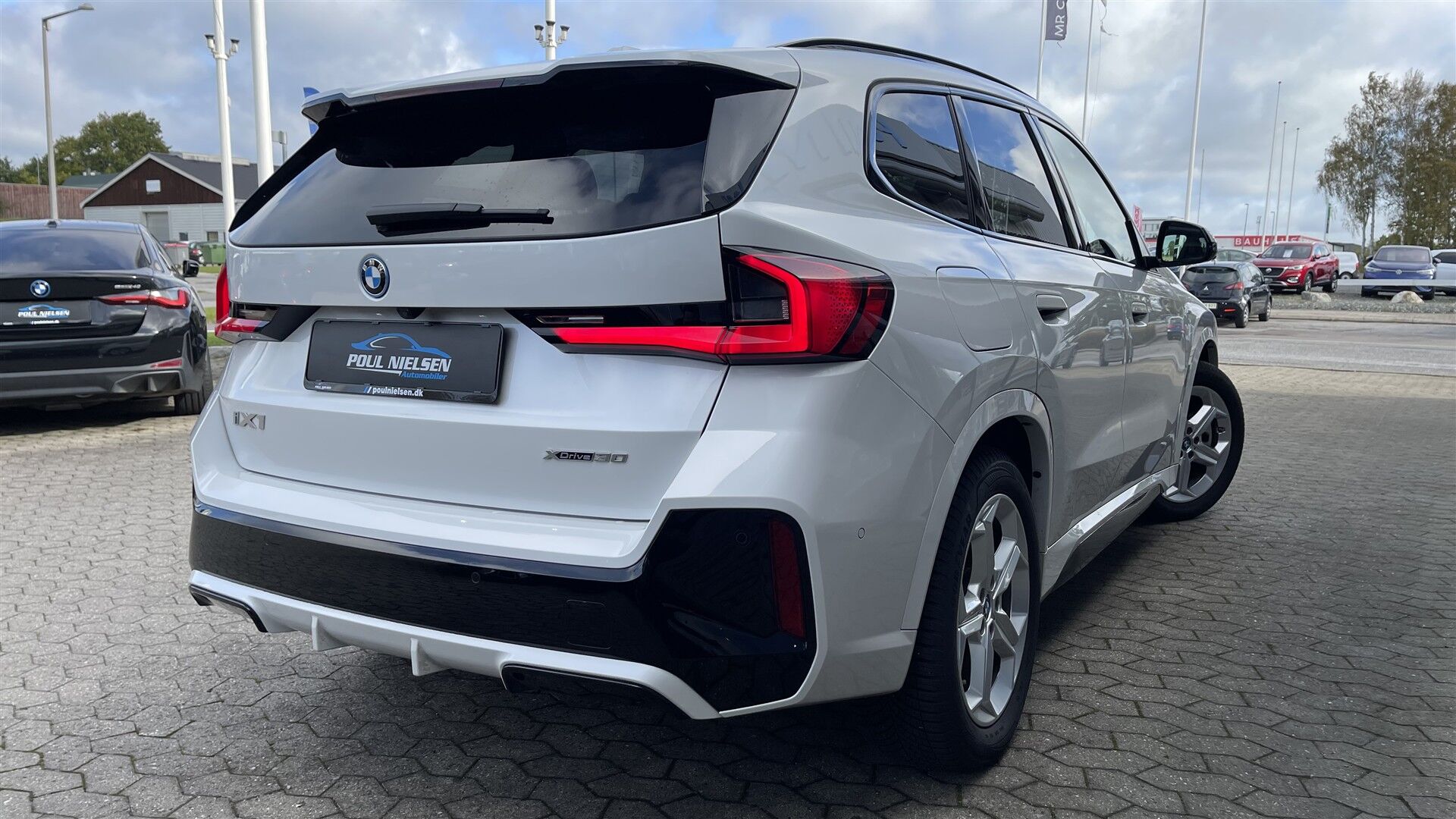 Billede af BMW iX1 xDrive30 Fully Charged M Sport 313HK 5d Aut. 