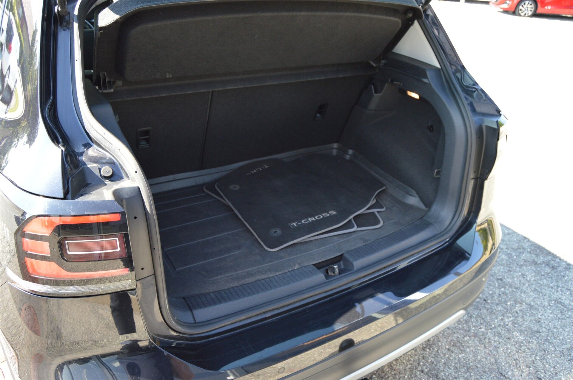 Billede af VW T-Cross 1,0 TSI Life Team 110HK 5d 6g