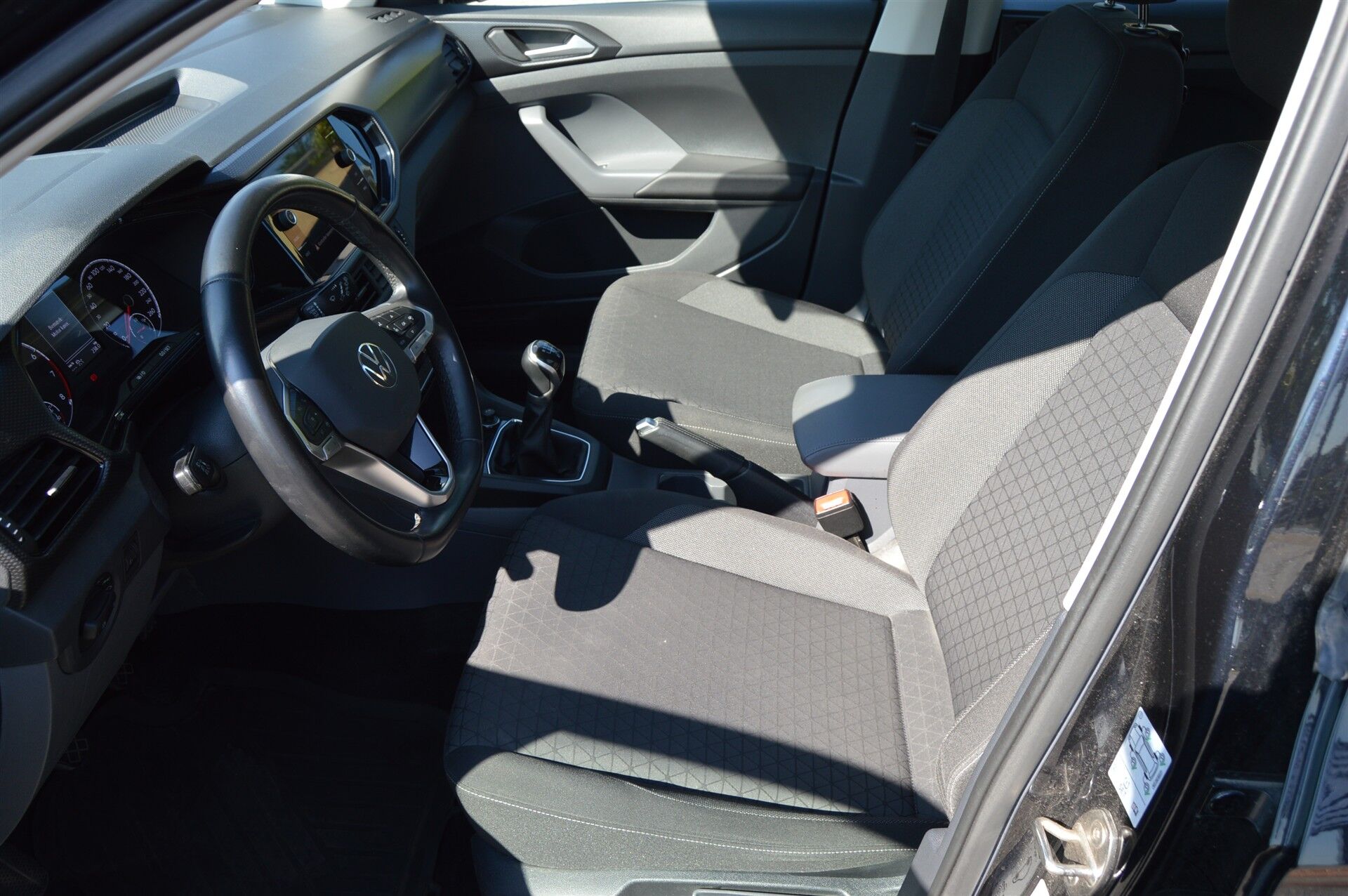 Billede af VW T-Cross 1,0 TSI Life Team 110HK 5d 6g