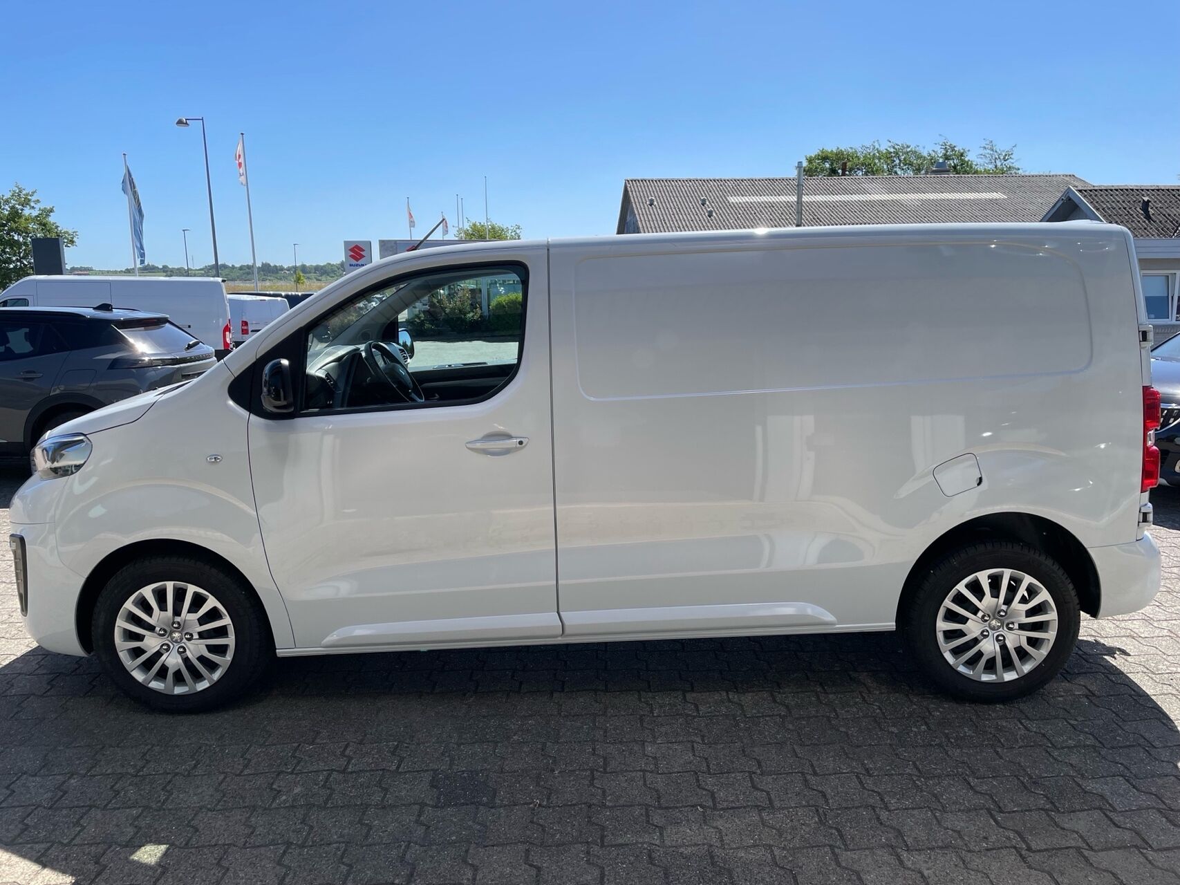 Billede af Peugeot Expert L2 2,0 BlueHDi Premium 144HK Van 6g