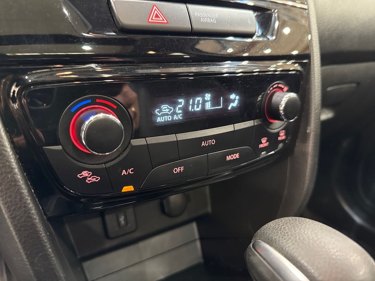 Billede af Suzuki Vitara 1,5 Hybrid Adventure AGS 102HK 5d 6g Aut.