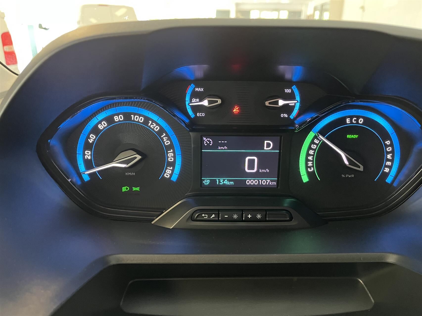 Billede af Peugeot e-Partner L1 V2 EL Plus 136HK Van Aut.