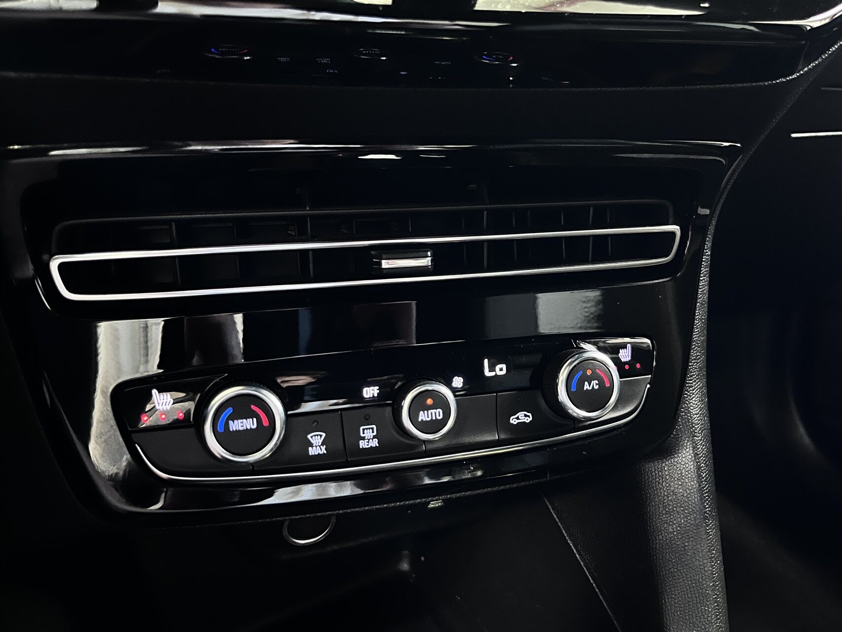 Billede af Opel Mokka-e EL Ultimate 136HK 5d Aut.