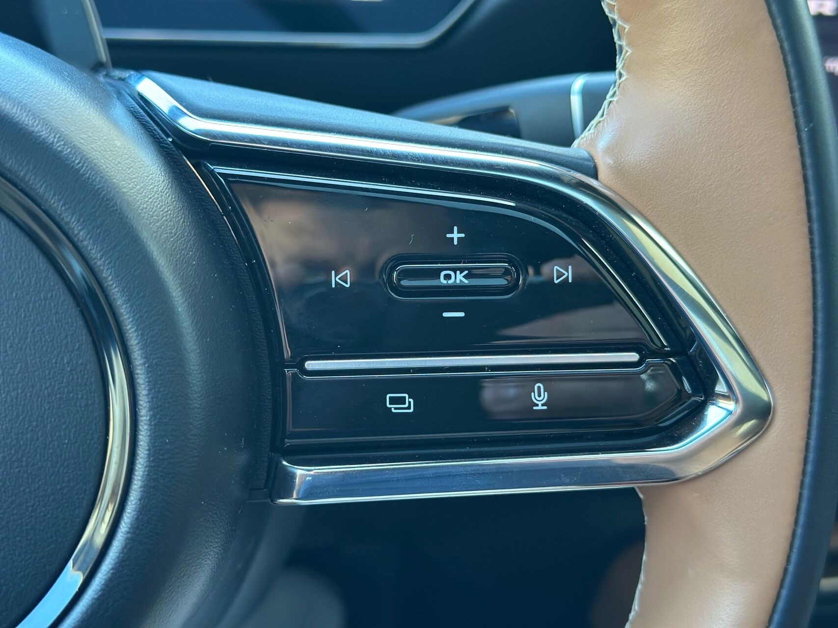 Billede af Mazda 6e EL Takumi 258HK 5d Aut.