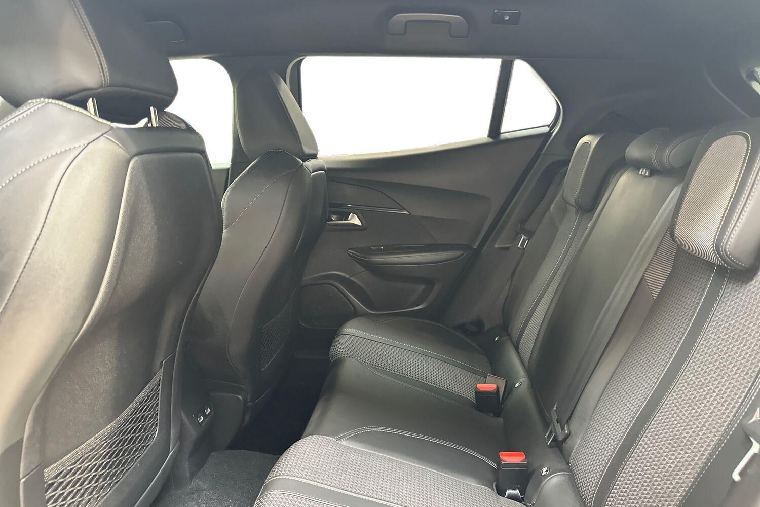 Billede af Peugeot e-2008 EL GT 136HK 5d Aut.
