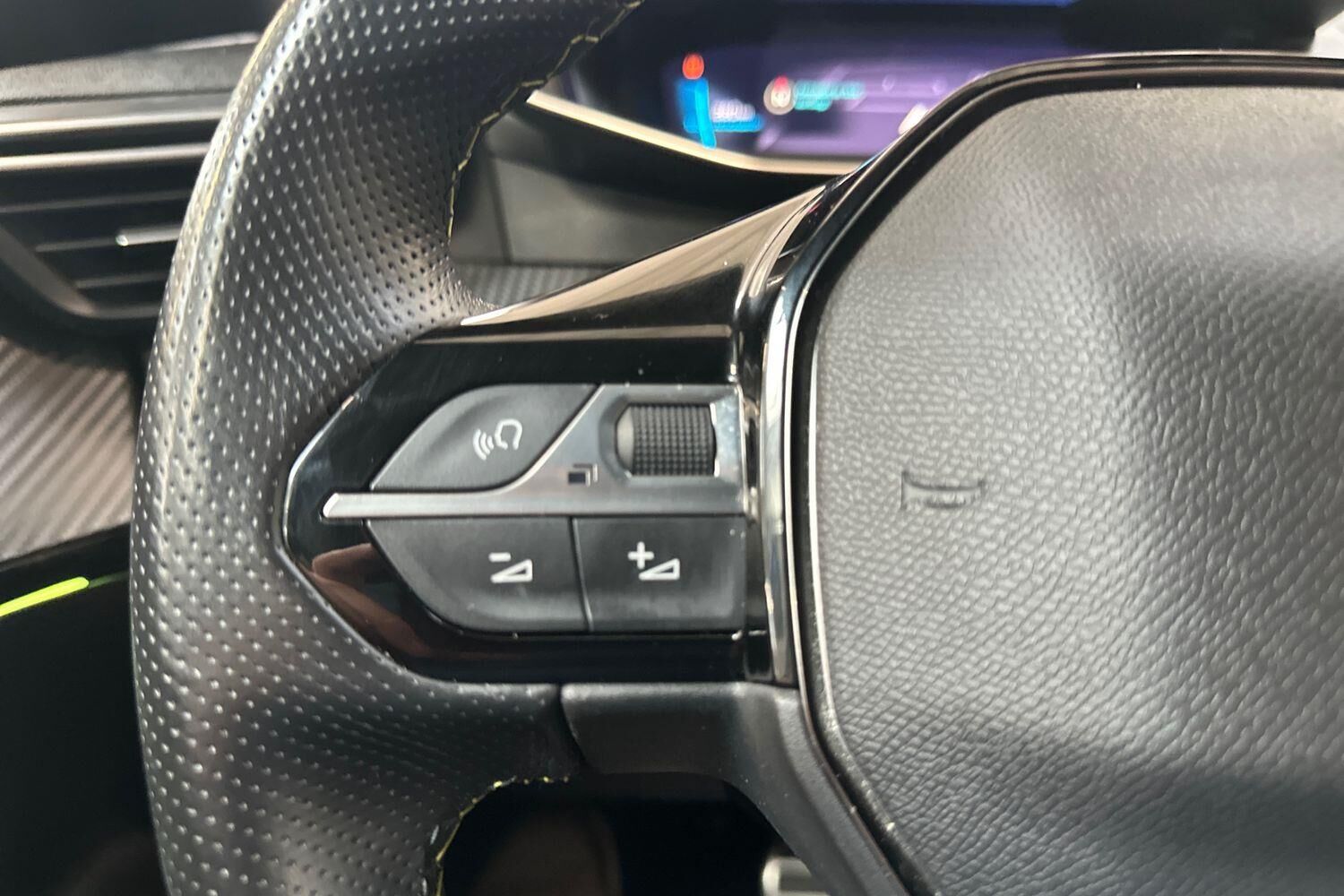 Billede af Peugeot e-2008 EL GT 136HK 5d Aut.
