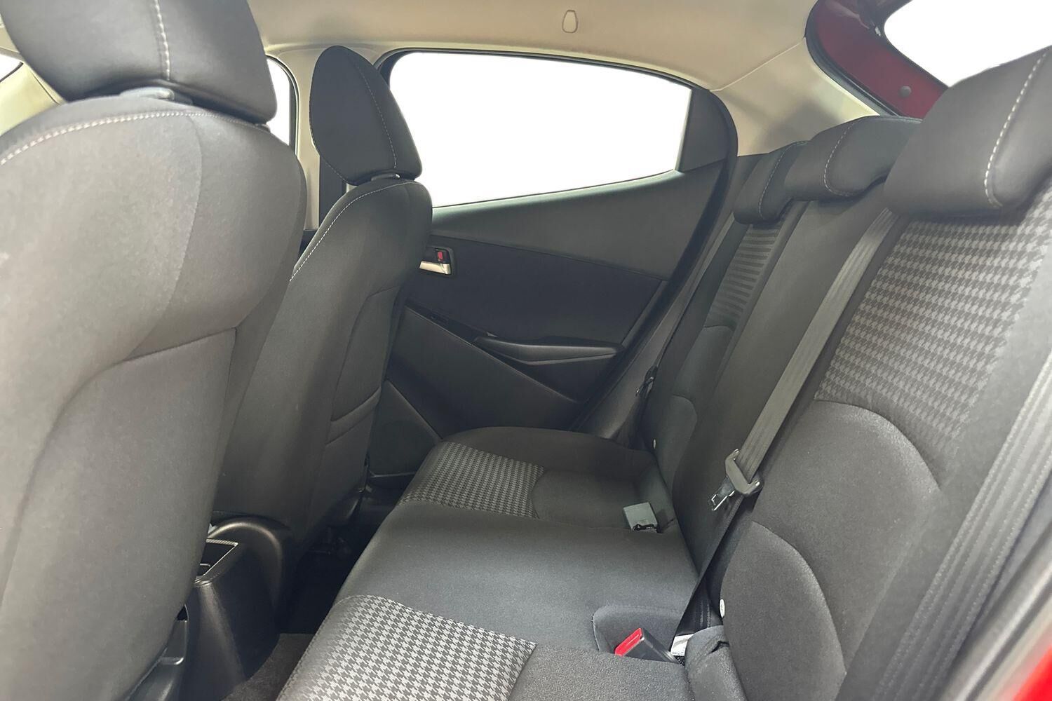 Billede af Mazda 2 1,5 Skyactiv-G Niseko 90HK 5d