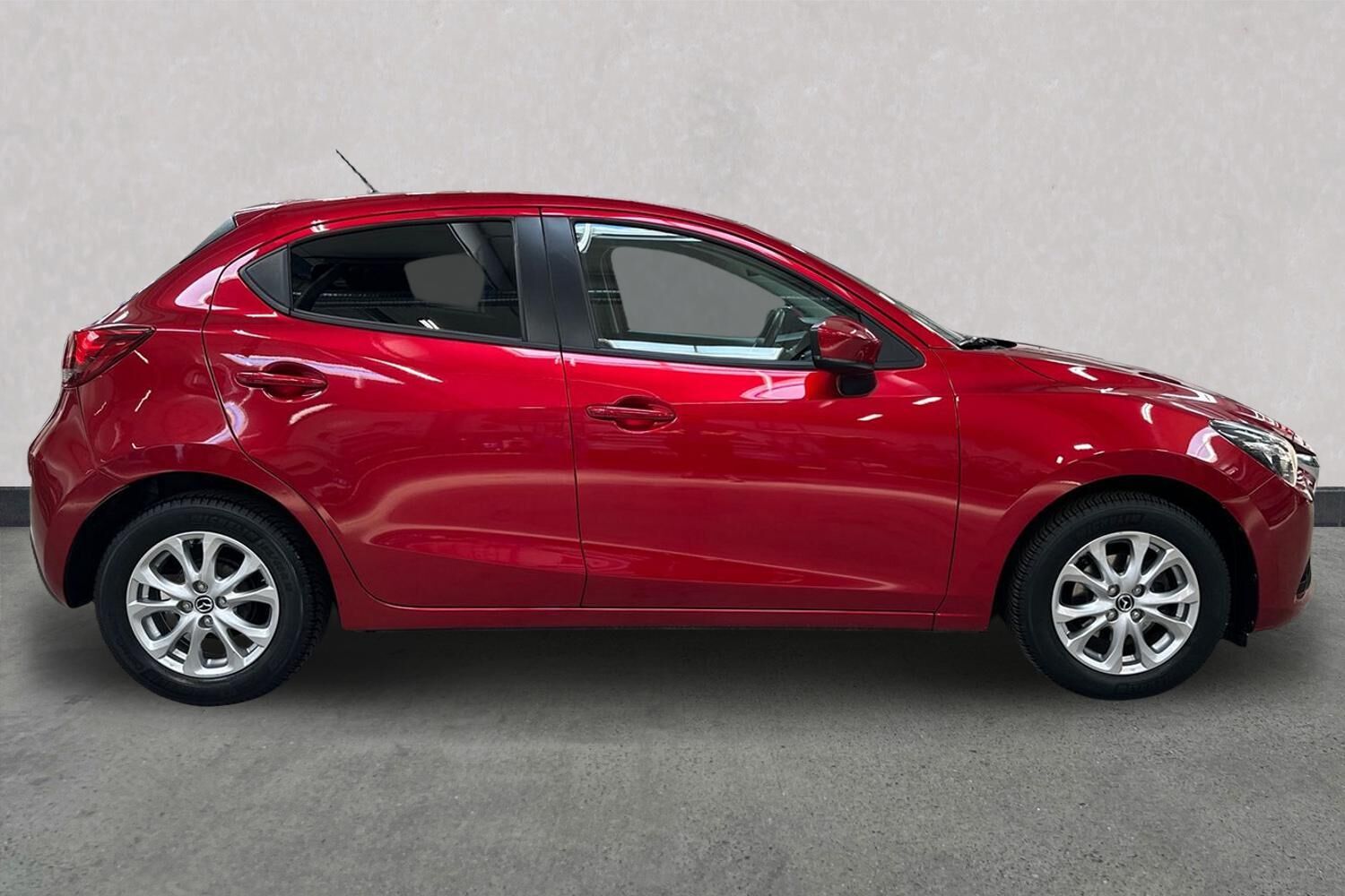 Billede af Mazda 2 1,5 Skyactiv-G Niseko 90HK 5d