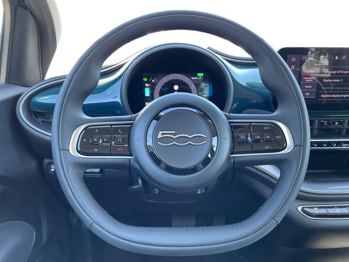 Billede af Fiat 500e EL Lusso 118HK 3d Aut.