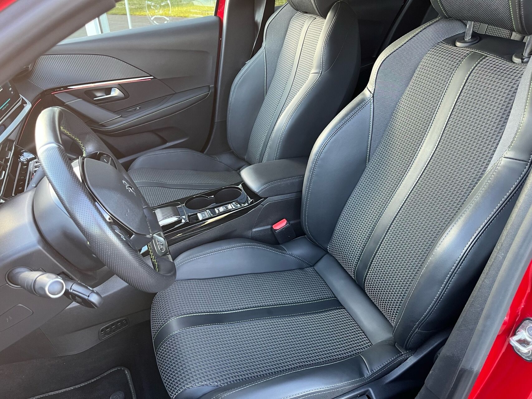 Billede af Peugeot e-208 EL GT 136HK 5d Aut.