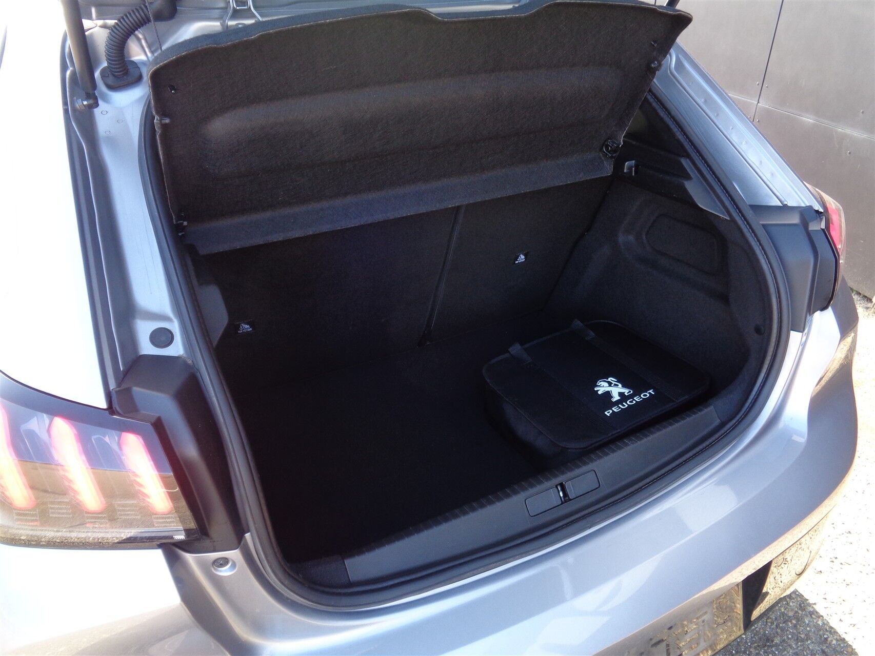 Billede af Peugeot e-208 EL Allure 136HK 5d Aut.