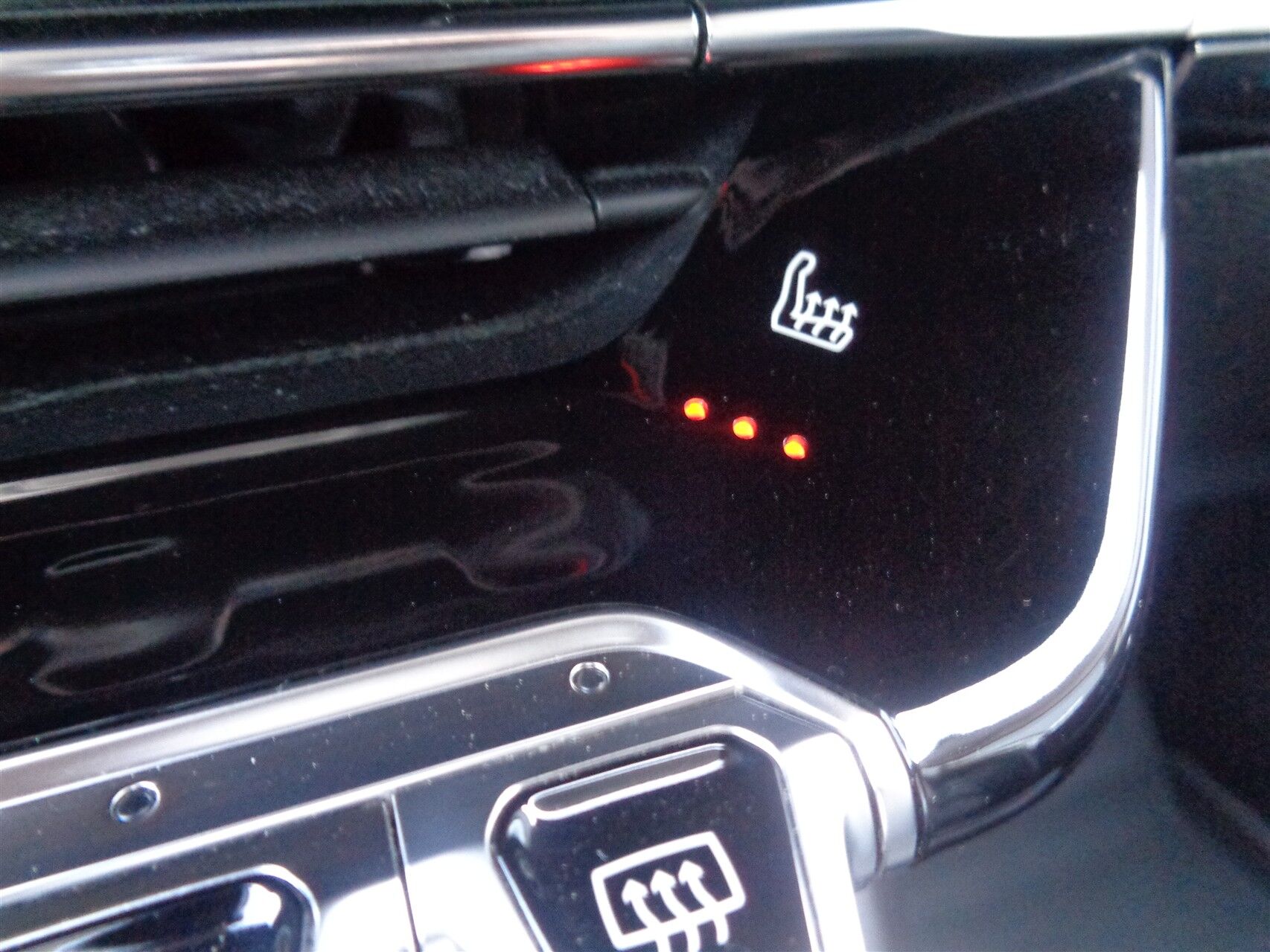 Billede af Peugeot e-208 EL Allure 136HK 5d Aut.