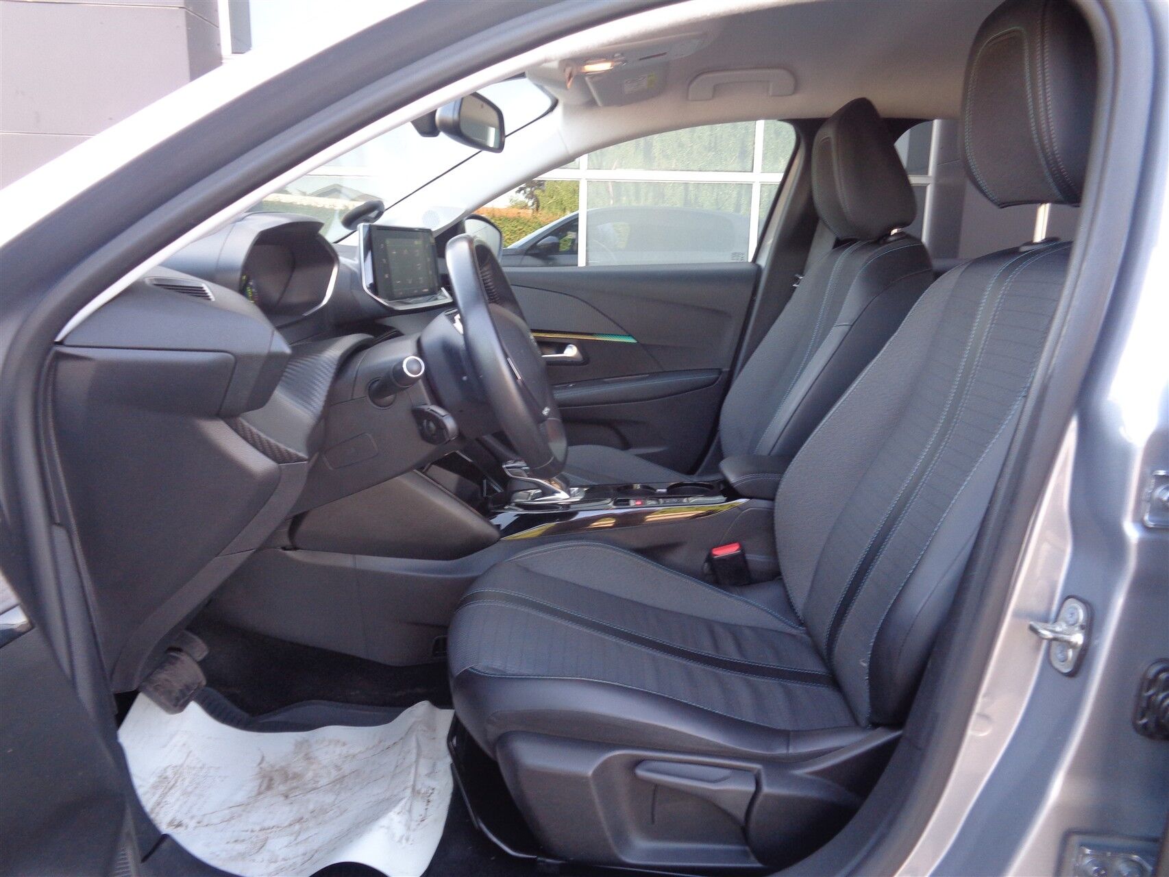 Billede af Peugeot e-208 EL Allure 136HK 5d Aut.