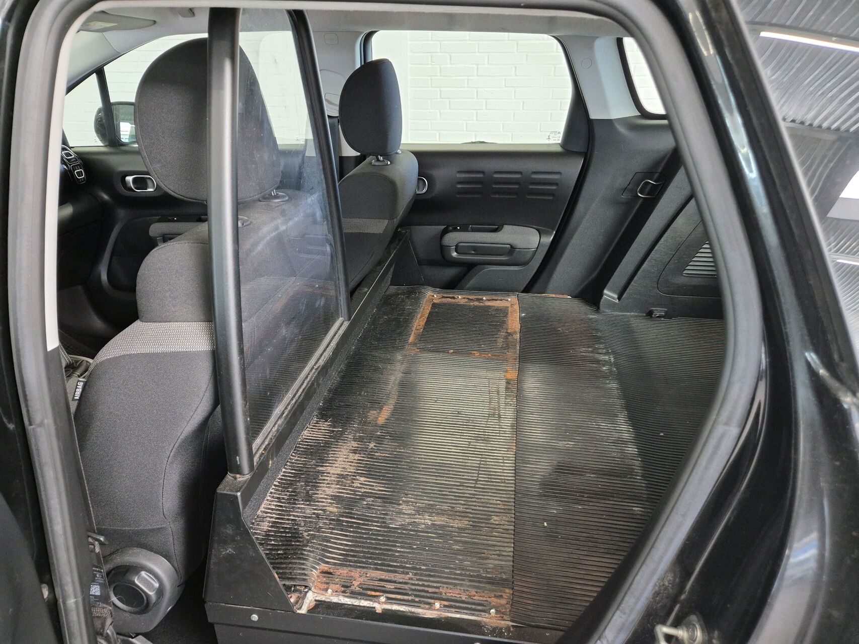 Billede af Citroën C3 Aircross 1,6 Blue HDi Iconic start/stop 100HK Van