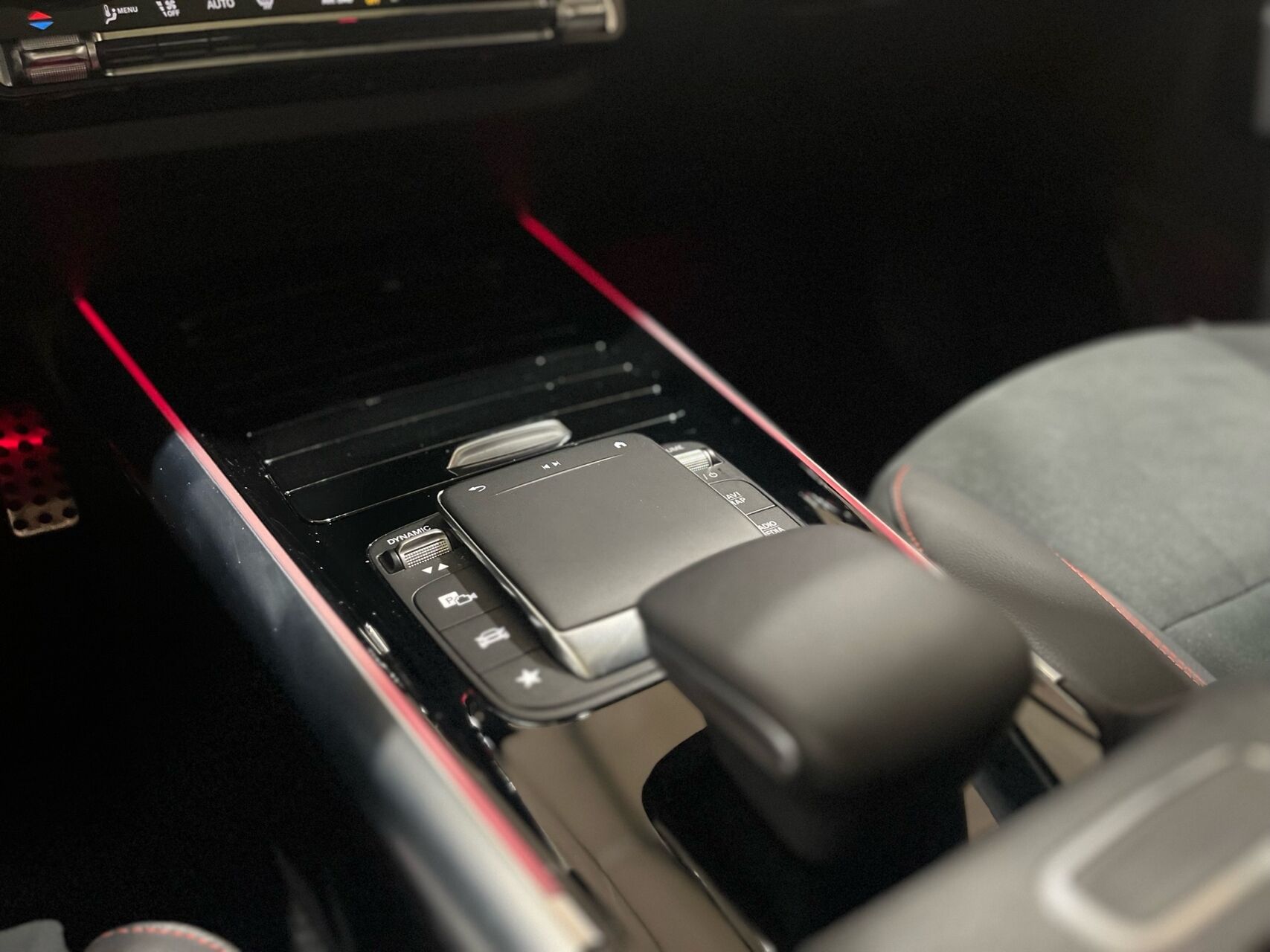 Billede af Mercedes-Benz EQA 250 EL AMG Premium Plus 190HK 5d Aut.