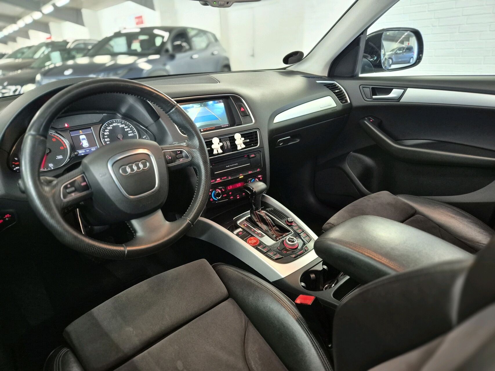 Billede af Audi Q5 3,0 TDI Quattro S Tron 240HK 5d 7g Aut.