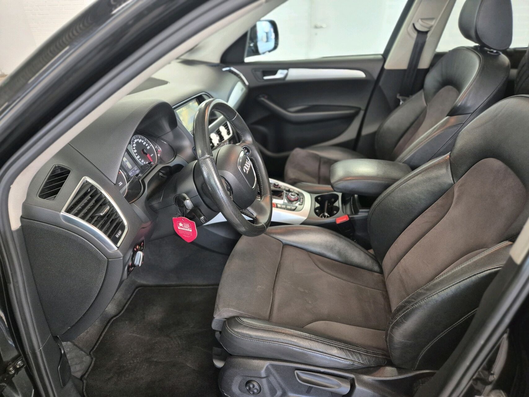 Billede af Audi Q5 3,0 TDI Quattro S Tron 240HK 5d 7g Aut.
