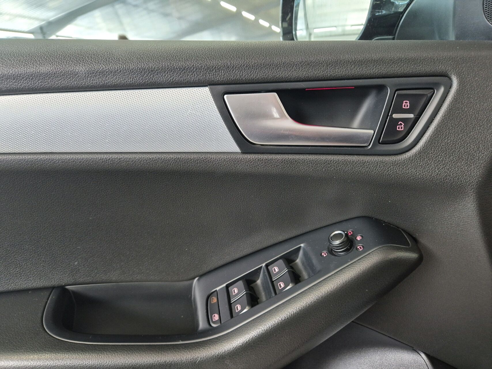 Billede af Audi Q5 3,0 TDI Quattro S Tron 240HK 5d 7g Aut.