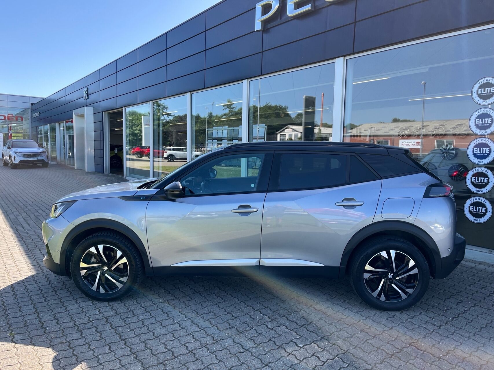 Billede af Peugeot e-2008 EL GT 136HK 5d Aut.