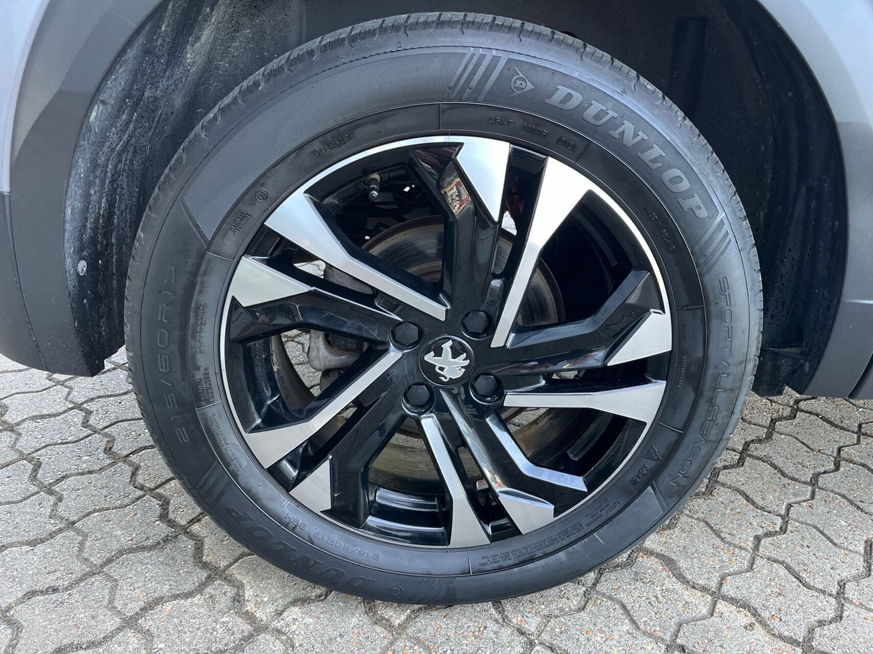 Billede af Peugeot e-2008 EL GT 136HK 5d Aut.