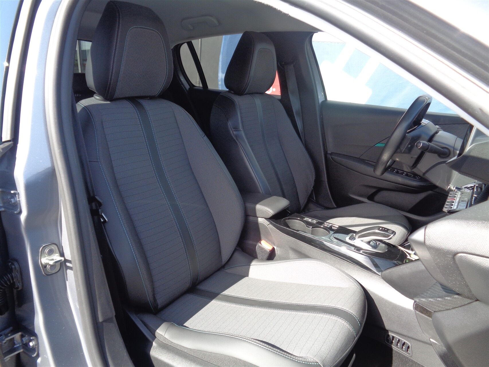 Billede af Peugeot e-208 EL Allure 136HK 5d Aut.