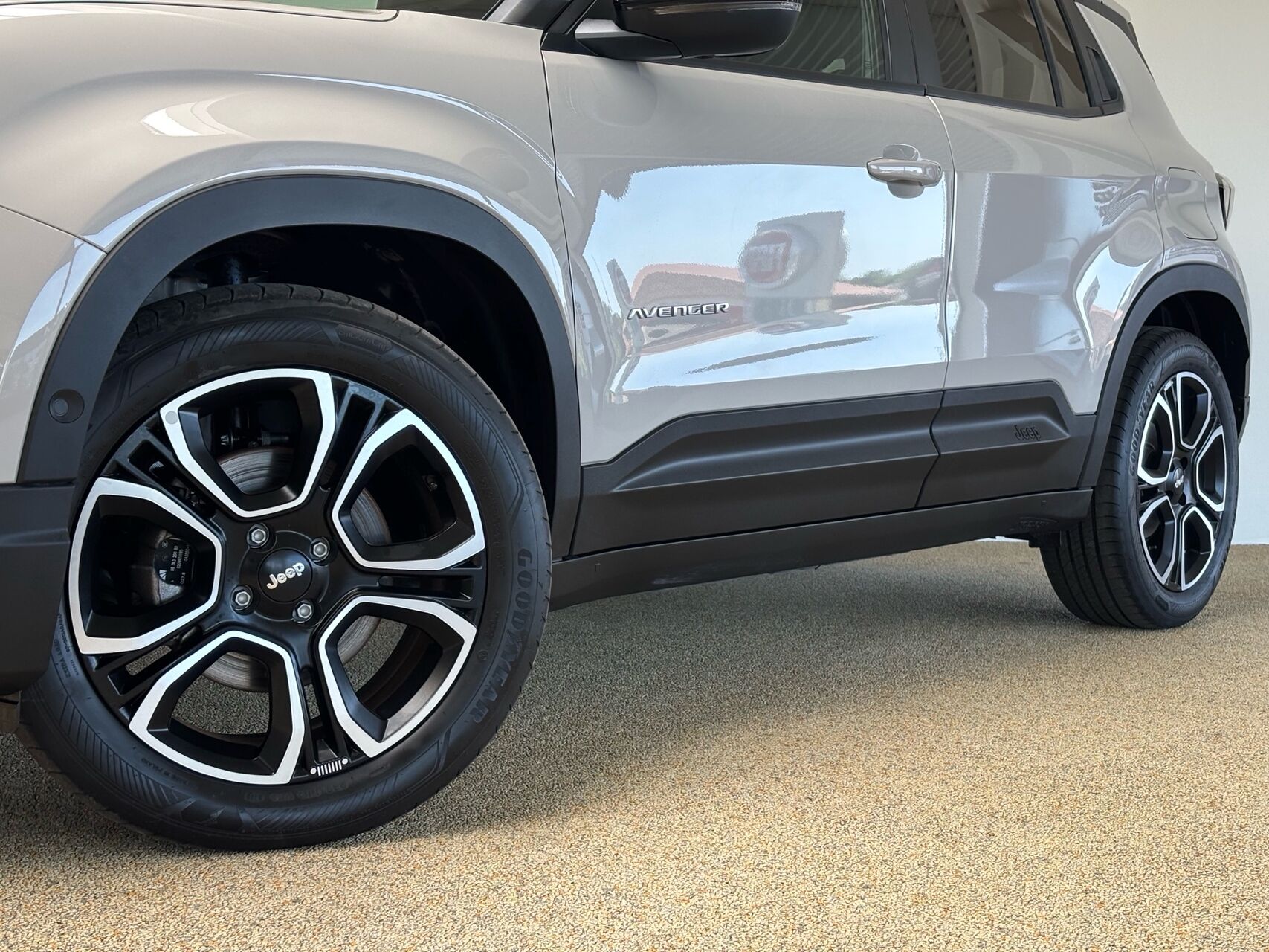 Billede af Jeep Avenger EL Summit 156HK 5d Aut.