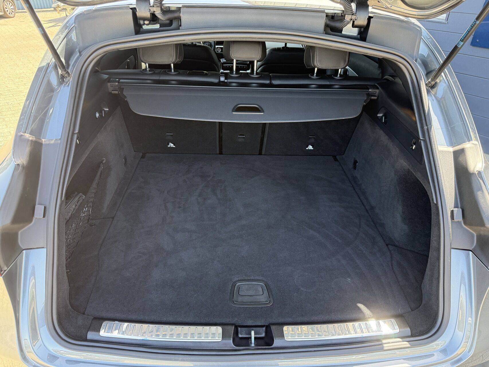 Billede af Mercedes-Benz EQC 400 EL 4Matic 408HK 5d Aut.