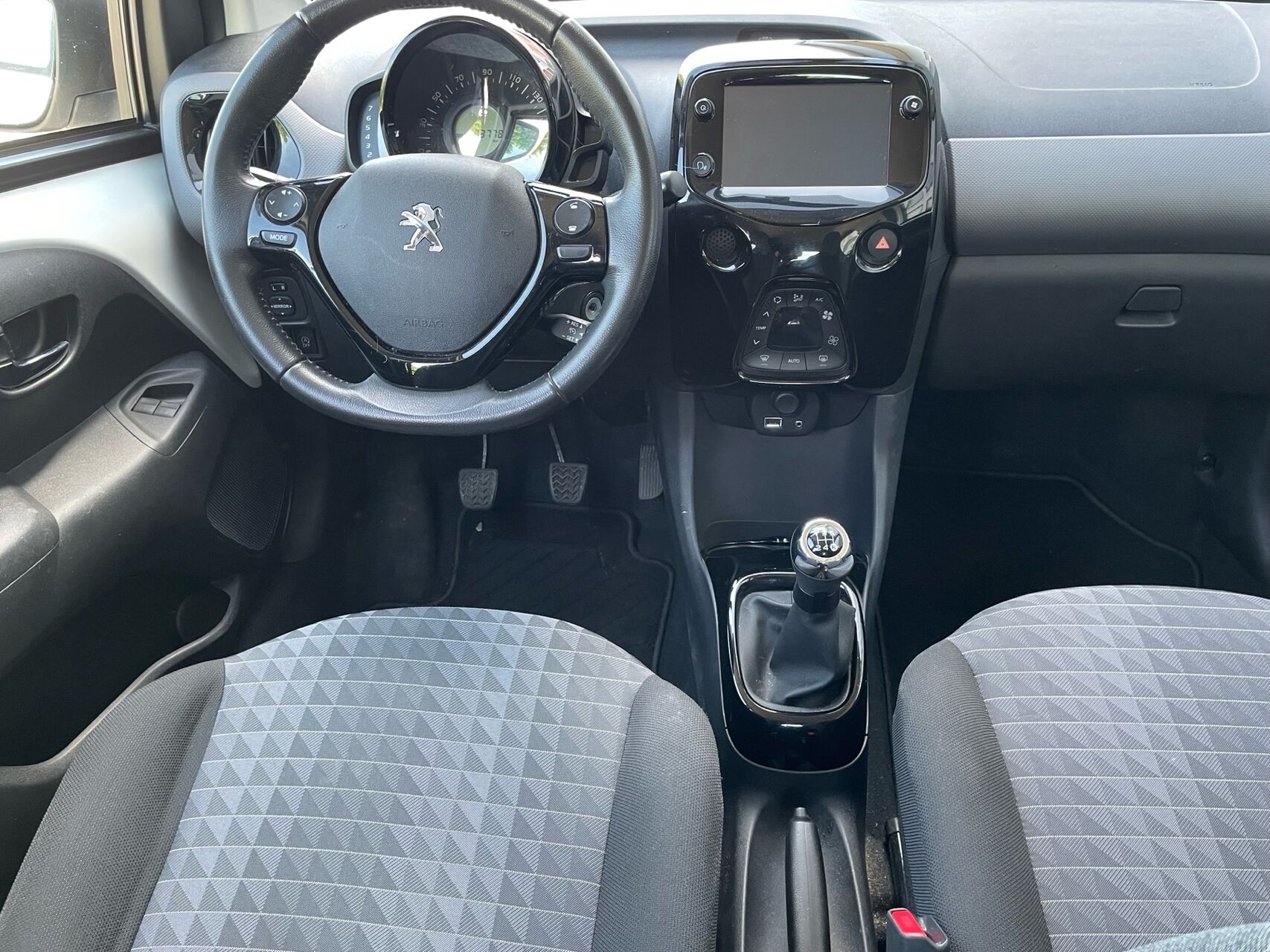 Billede af Peugeot 108 1,0 e-Vti Edition 210+ 72HK 5d