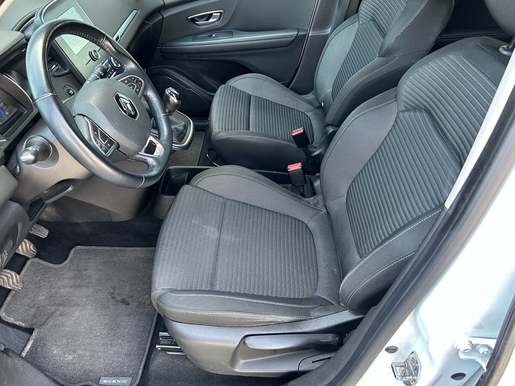 Billede af Renault Grand Scénic 1,3 TCE GPF Zen 140HK 6g