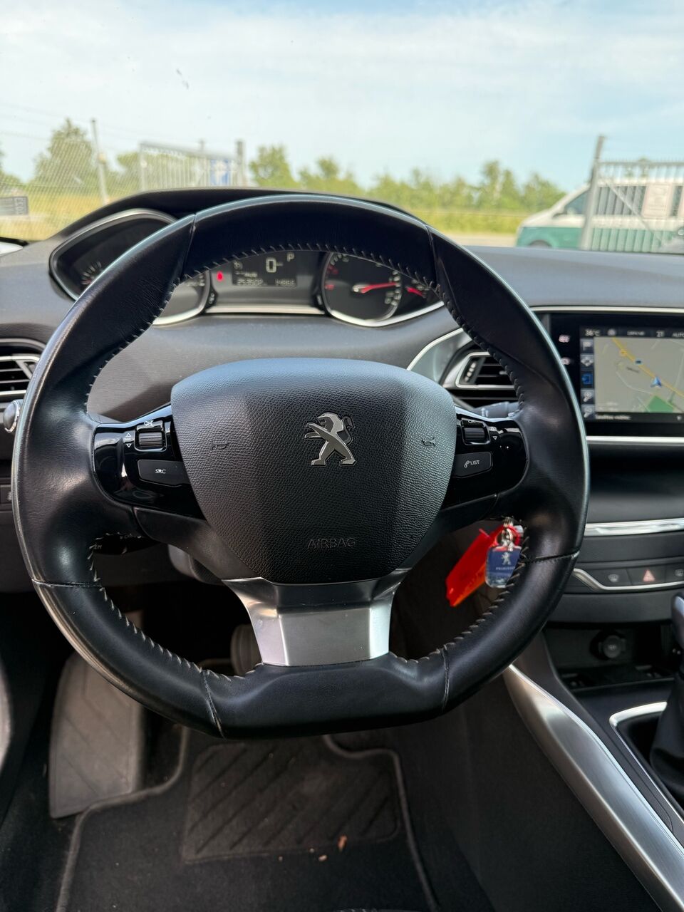 Billede af Peugeot 308 SW 2,0 Blue e-HDI Allure EAT6 150HK Stc 6g Aut.