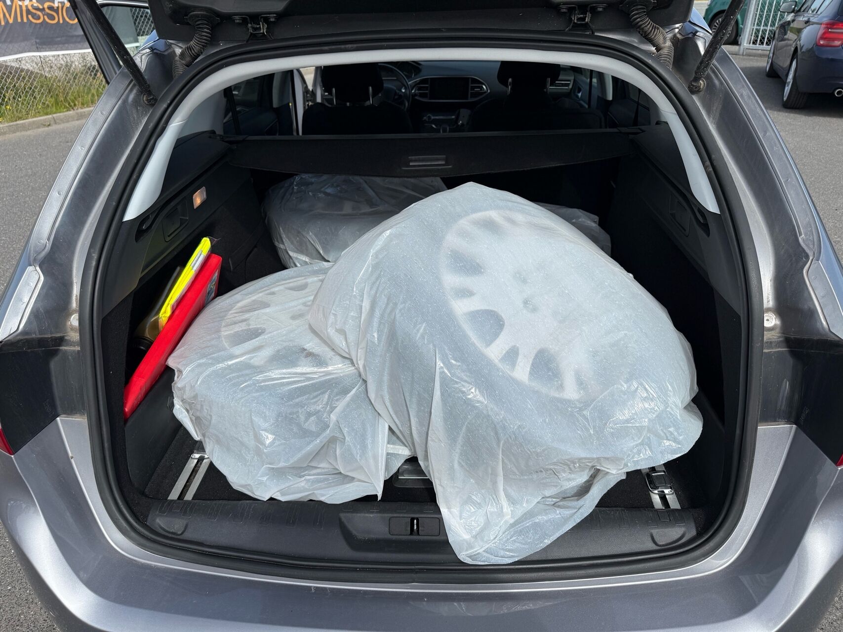 Billede af Peugeot 308 SW 2,0 Blue e-HDI Allure EAT6 150HK Stc 6g Aut.