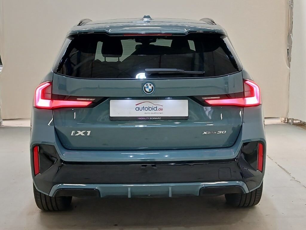 Billede af BMW iX1 xDrive30 M-Sport 4x4 313HK 5d Aut.