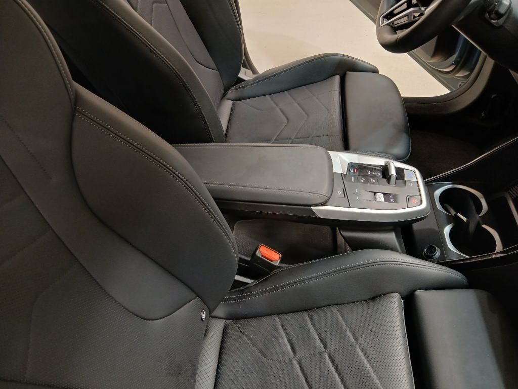 Billede af BMW iX1 xDrive30 M-Sport 4x4 313HK 5d Aut.