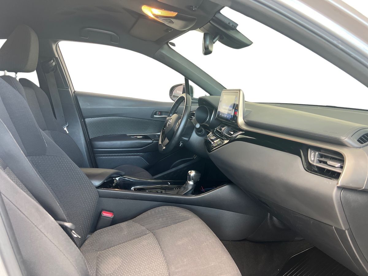 Billede af Toyota C-HR 1,8 Hybrid C-LUB Premium Selected Multidrive S 122HK 5d Aut.