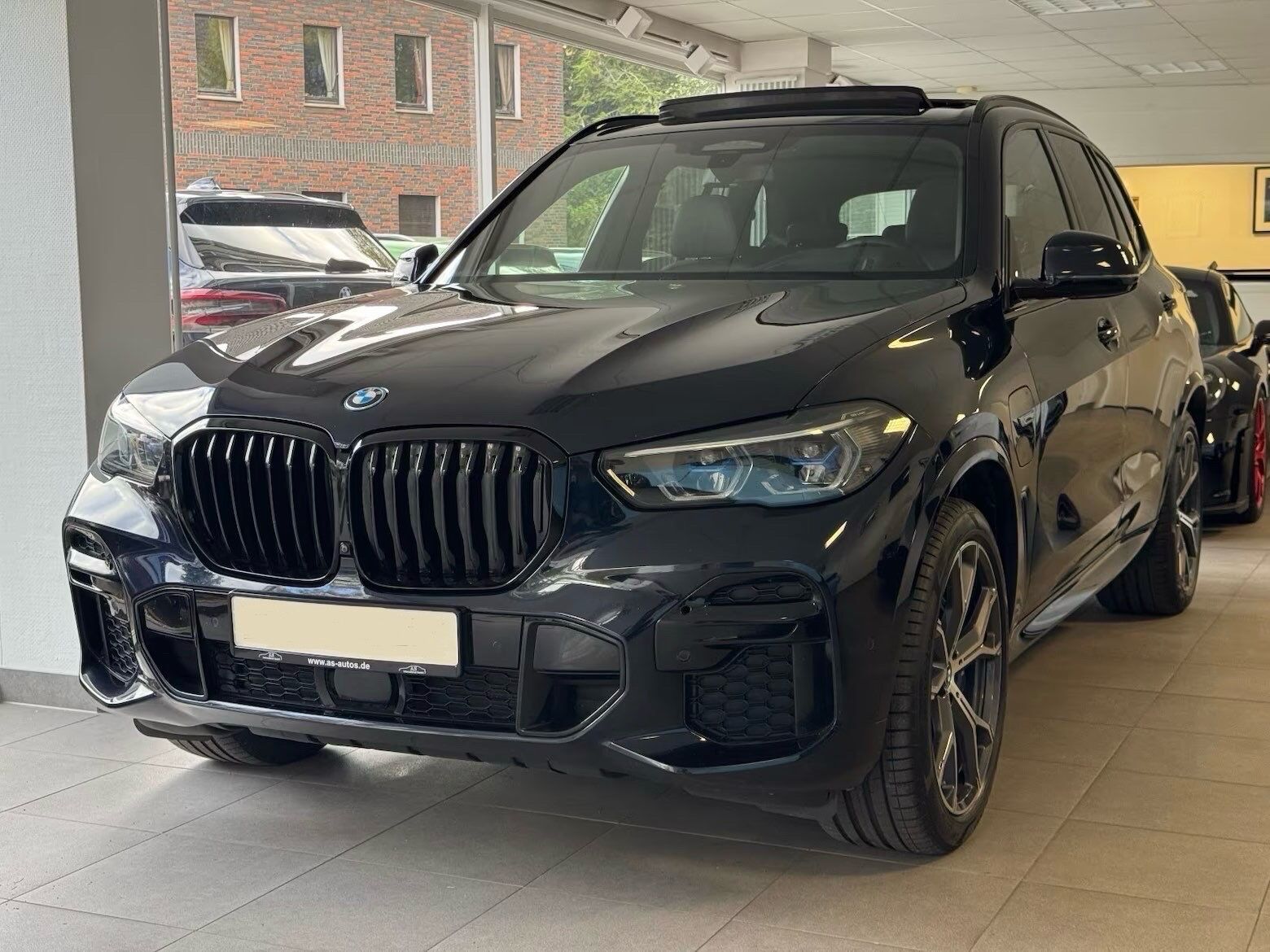 Billede af BMW X5 45e 3,0 Plugin-hybrid M-Sport XDrive Steptronic 394HK 5d 8g Aut.