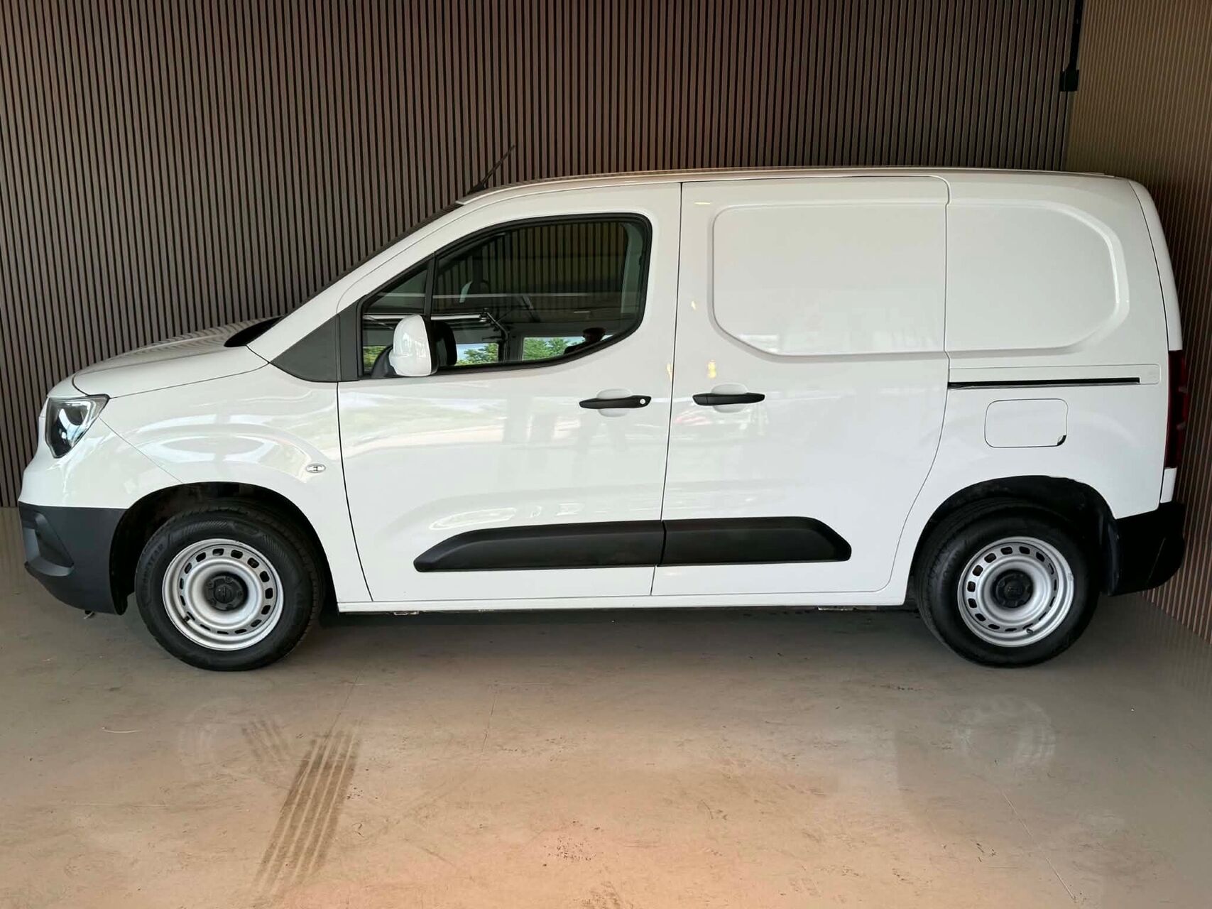 Billede af Opel Combo L1V1 1,5 D 102HK Van