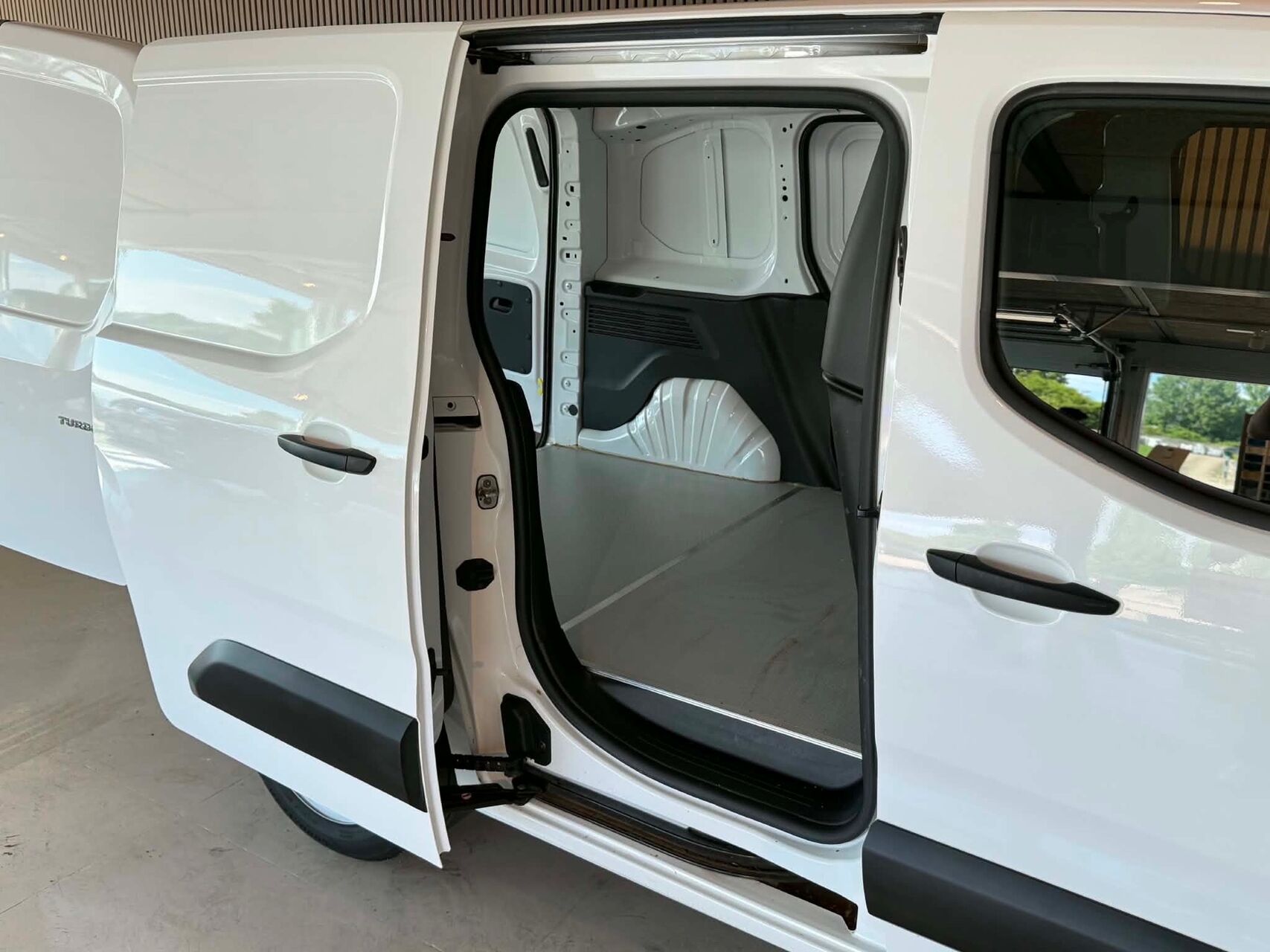 Billede af Opel Combo L1V1 1,5 D 102HK Van