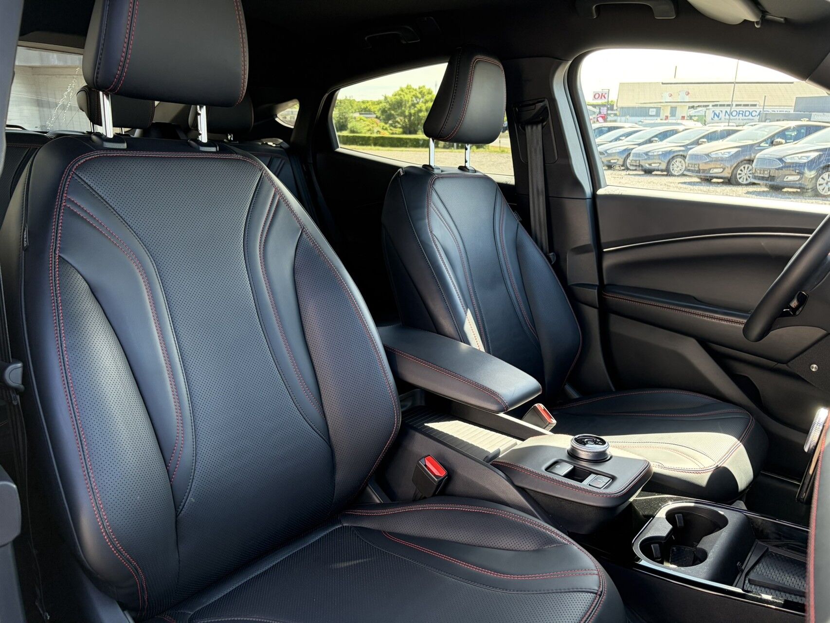 Billede af Ford Mustang Mach-E EL UR Premium 294HK 5d Aut.