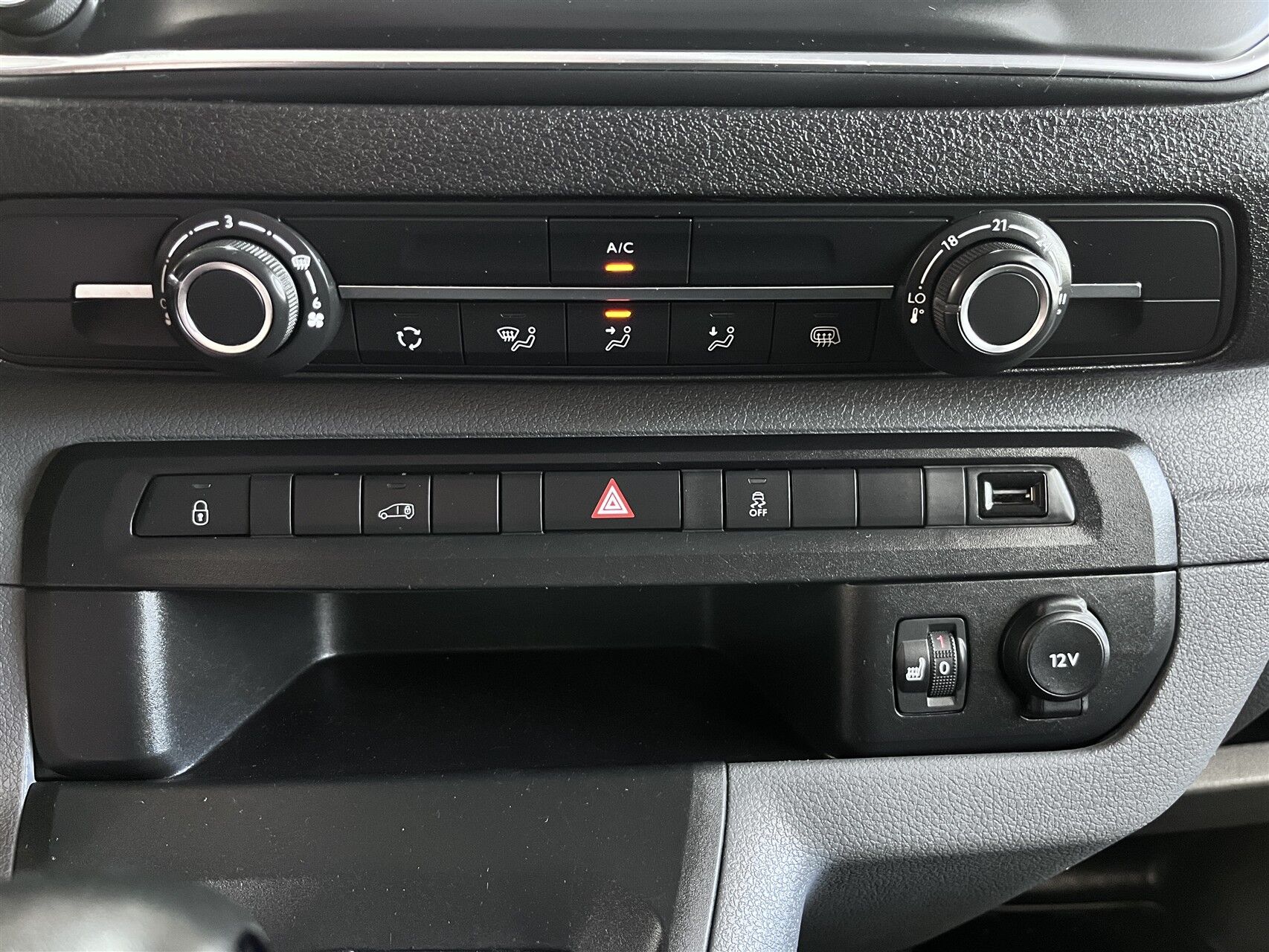Billede af Toyota Proace Medium 1,6 D Comfort Navi 115HK Van Man. 