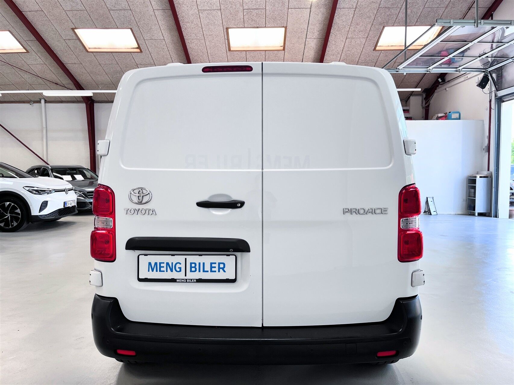 Billede af Toyota Proace Medium 1,6 D Comfort Navi 115HK Van Man. 